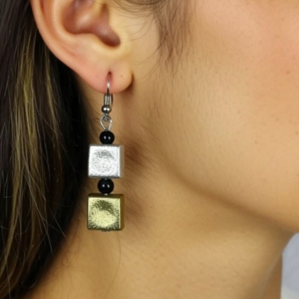 Silver & Gold Beaded Dangle Earrings   NWT (WJW018)